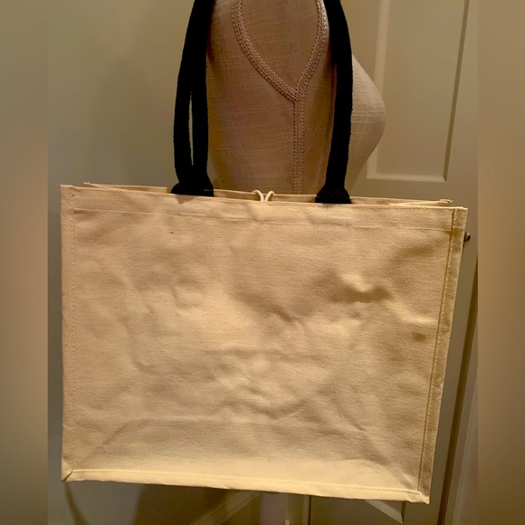 🔴RITZ CARLTON NWOT FABRIC LARGE TOTE🔴EXCELLENT CONDITION!! - Picture 3 of 8